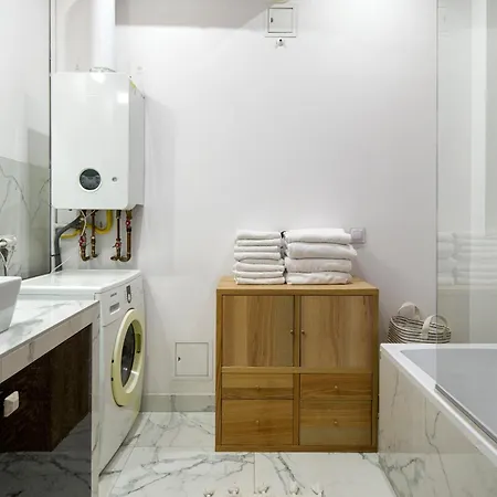 Tenement 90m2 Center