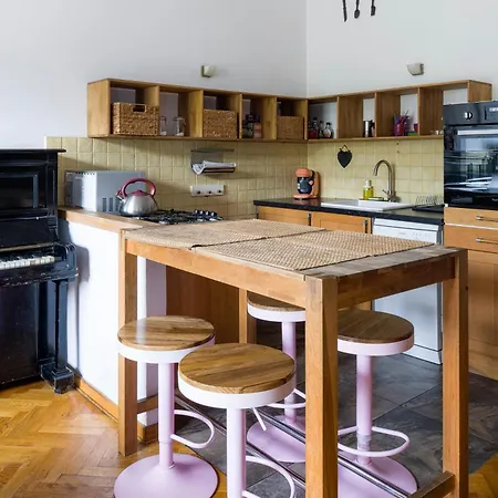 Tenement 90m2 Center Apartmán